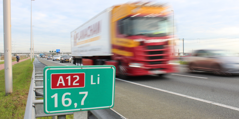 A12 vrachtwagen snelweg