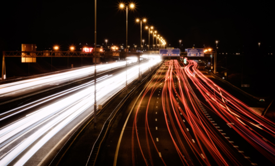 Knooppunt Ridderkerk  – A15 / A16 – Ridderkerk, Rotterdam – Nacht – Snelweg