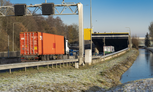 Heinenoordtunnel zuidzijde bij daglicht-01