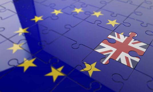 EU and UK flag puzzle pieces