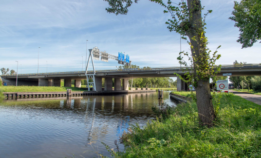 brug-purmerend-water-zijkant_tcm26-329831