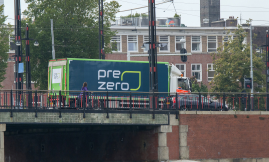 Binnenstad vrachtauto stadslogistiek